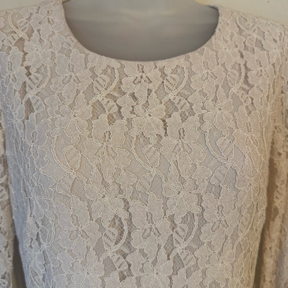 NWT GORGEOUS Gianni Bini Cream Lace Dress SIZE: 2 #CL - Picture 2 of 10